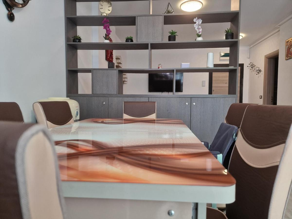 Nasty 24 Aparthotel Pool & Spa Mamaia Nord Năvodari المظهر الخارجي الصورة