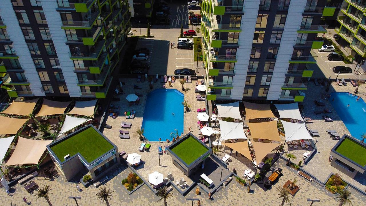 Nasty 24 Aparthotel Pool & Spa Mamaia Nord Năvodari المظهر الخارجي الصورة
